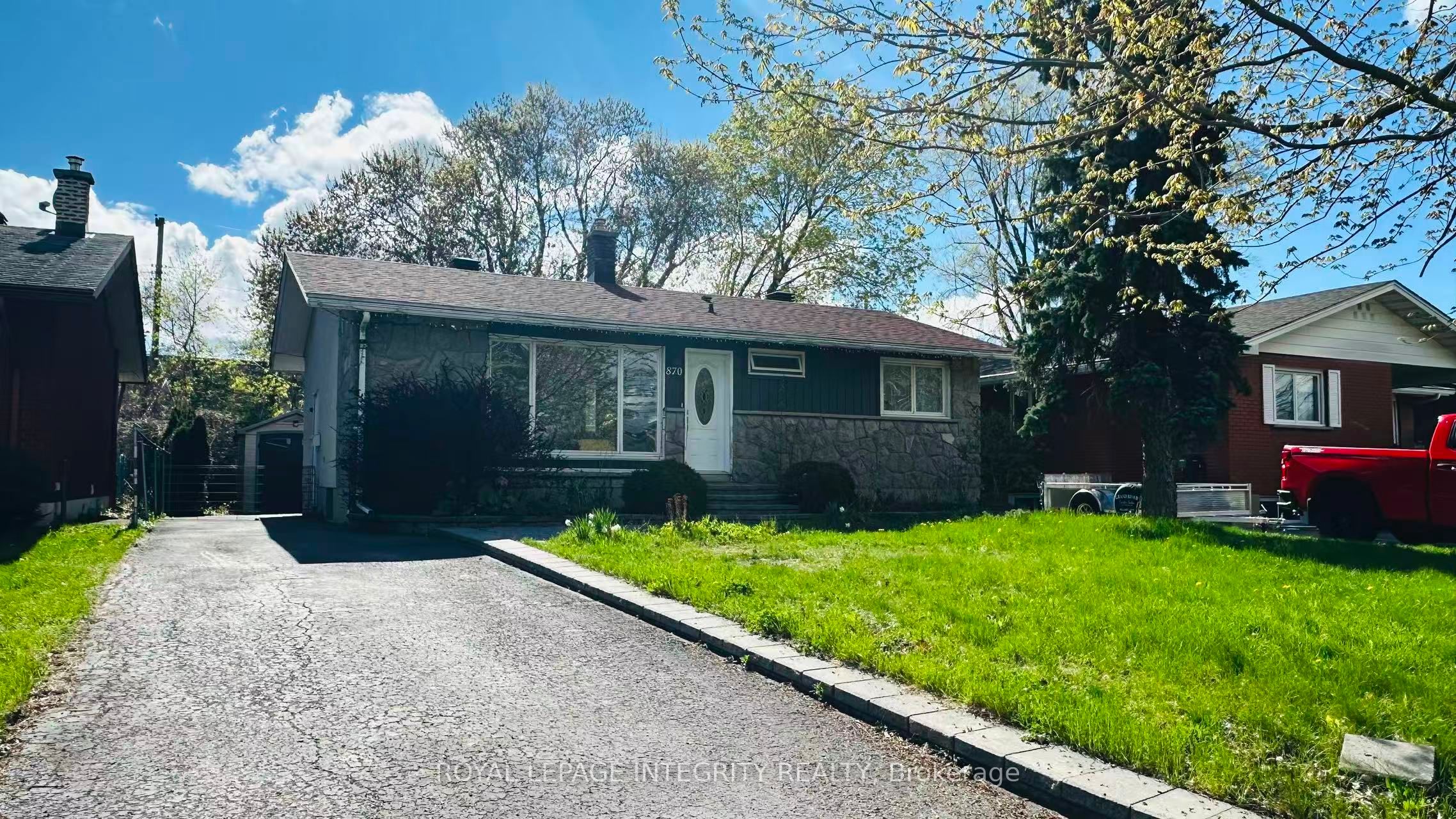 Additional image 2 of 870 Claude Street, Ottawa, ON, K1K 2S6
