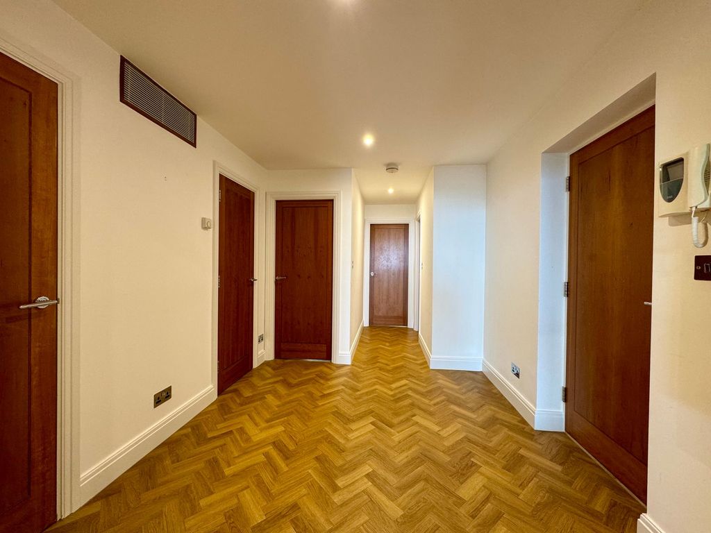 Additional image 6 of 2 bed flat to rent30 West Park Apartments, St Helier JE2