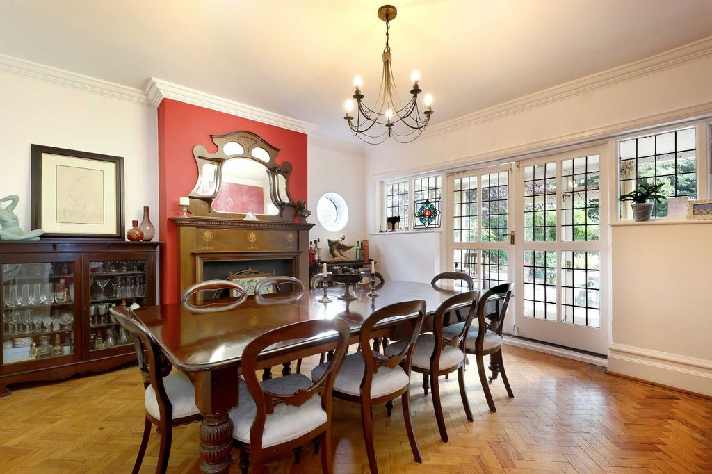 Additional image 7 of 6 bed detached house for saleGregories Road, Beaconsfield, Buckinghamshire HP9