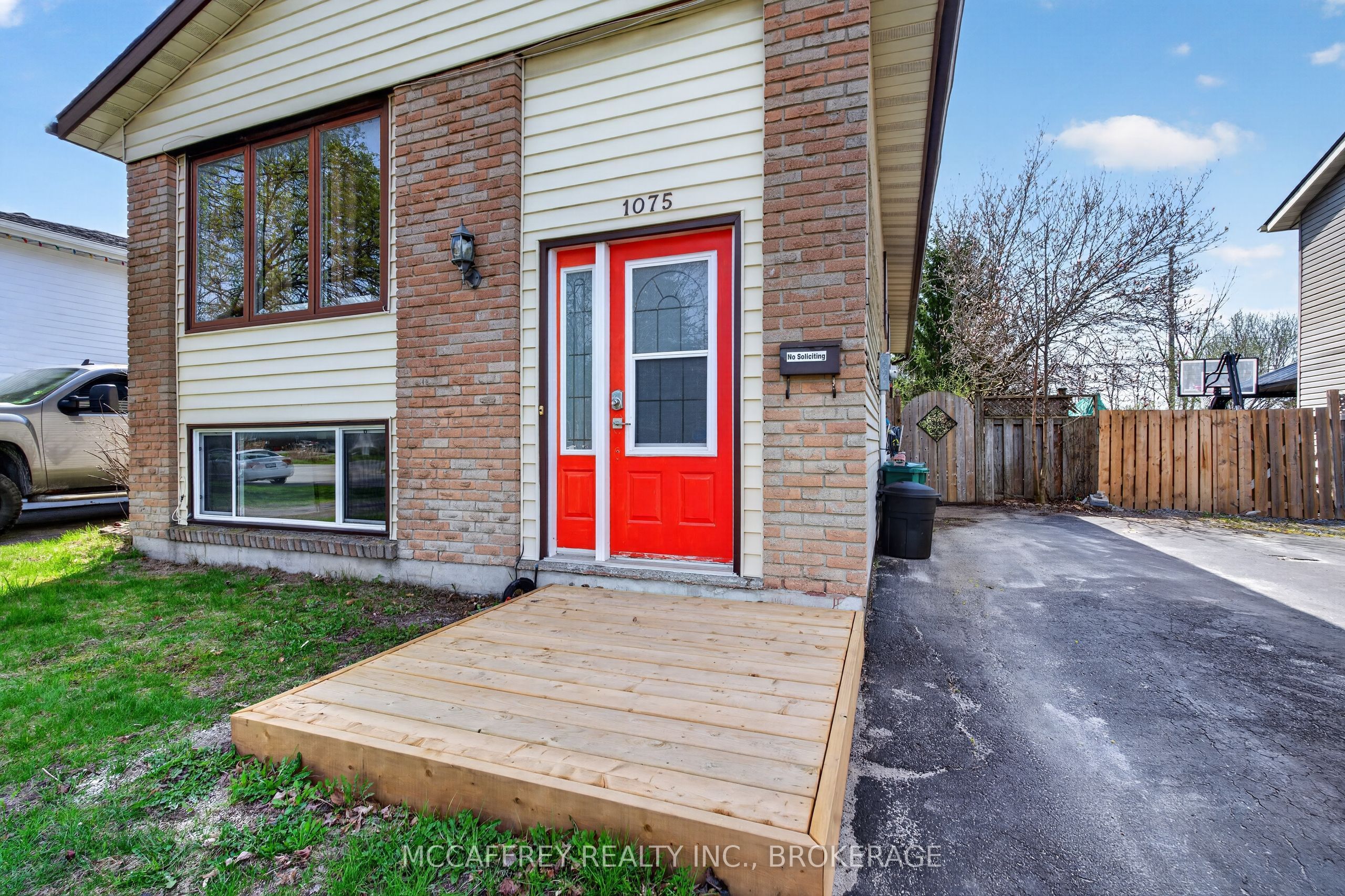Additional image 2 of 1075 Basswood Place, Kingston, ON, K7P 1K4