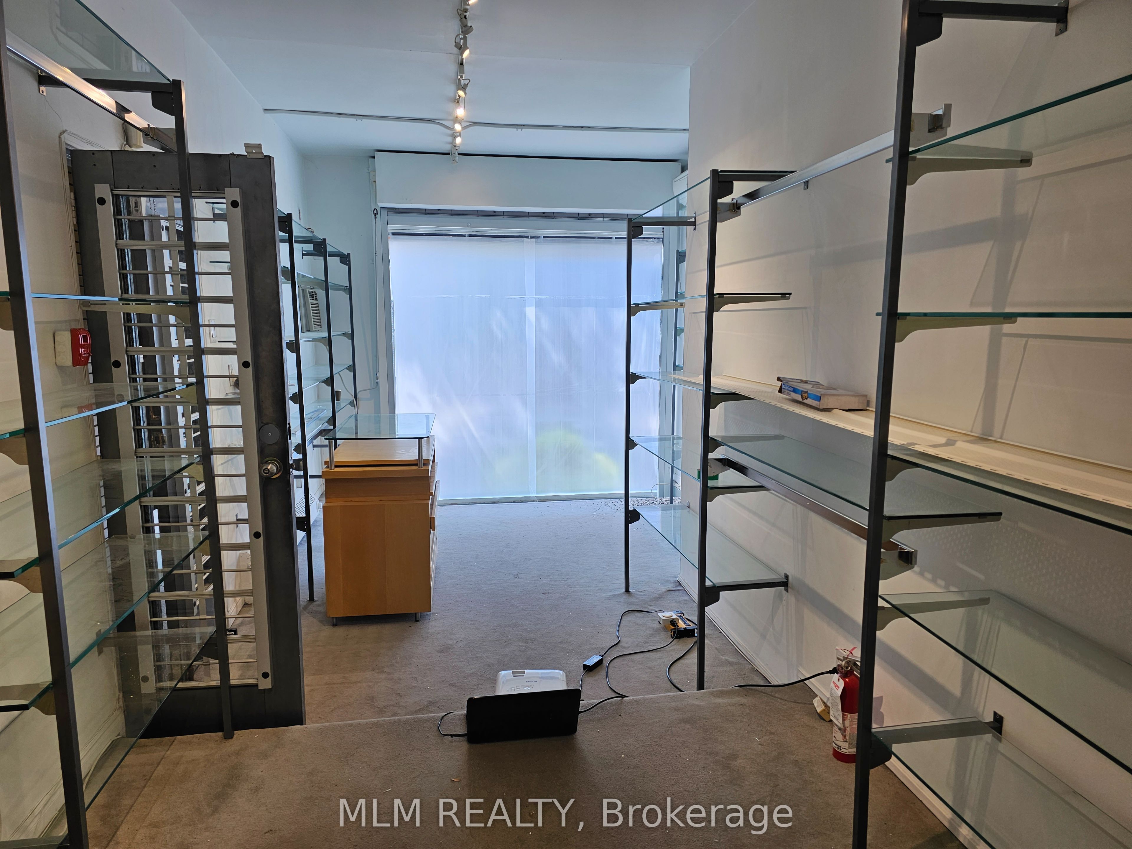Additional image 2 of Ground-90 Yorkville Avenue, Toronto, ON, M5R 1B9