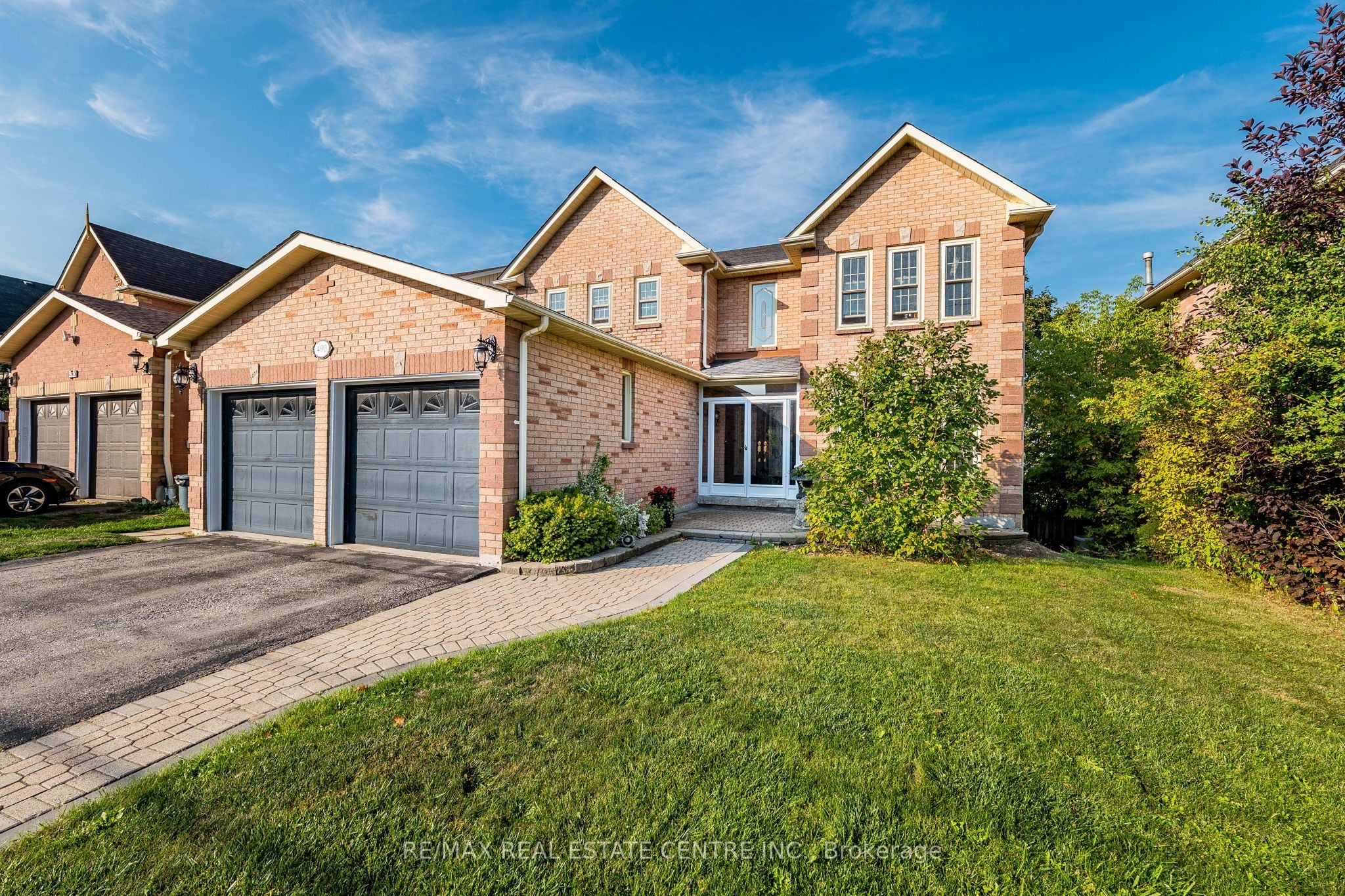490 Old Harwood Avenue, Ajax, ON, L1T 3L1