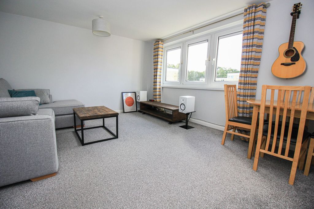 2 bed flat for saleWavell Road, Bitterne SO18