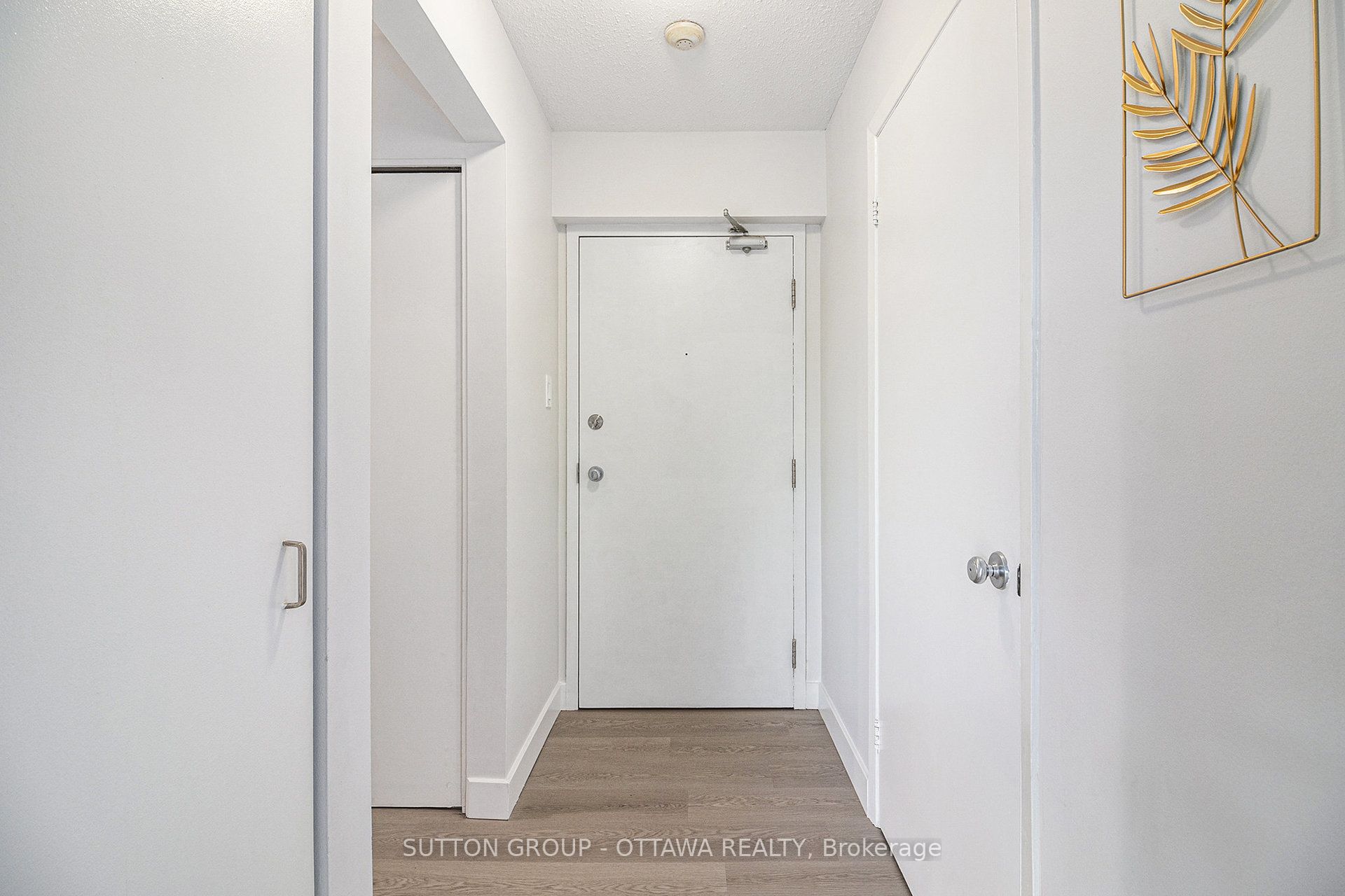 Additional image 5 of 314-270 Brittany Drive, Ottawa, ON, K1K 4M3