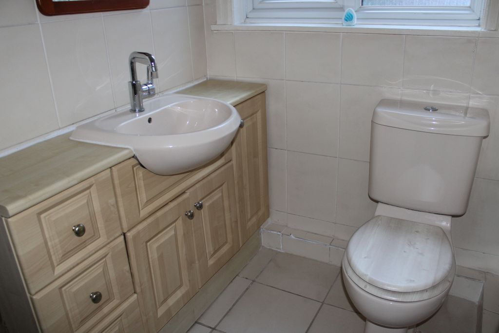 Additional image 11 of 2 bed bungalow to rentBishopswood Road, Prestatyn LL19