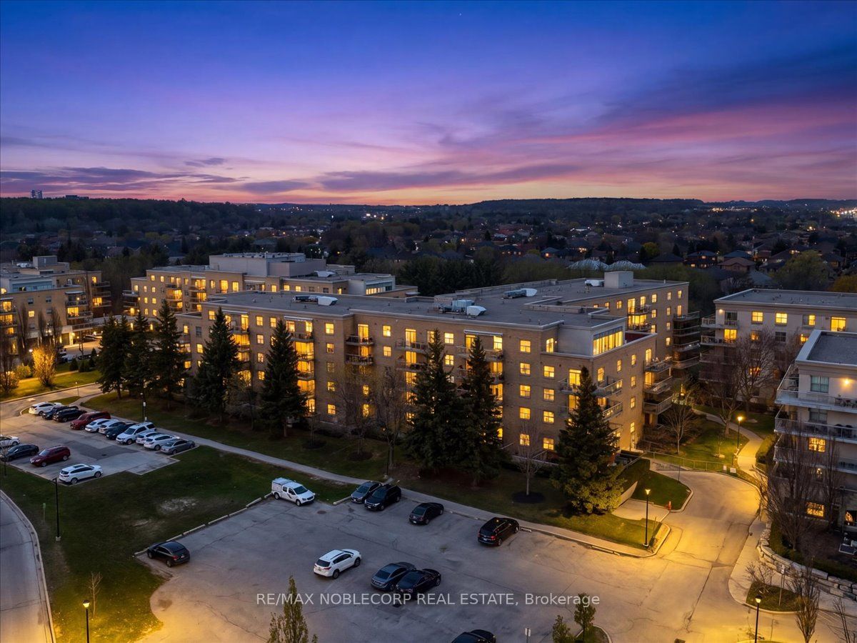 111-2502 Rutherford Road, Vaughan, ON, L4K 5N6