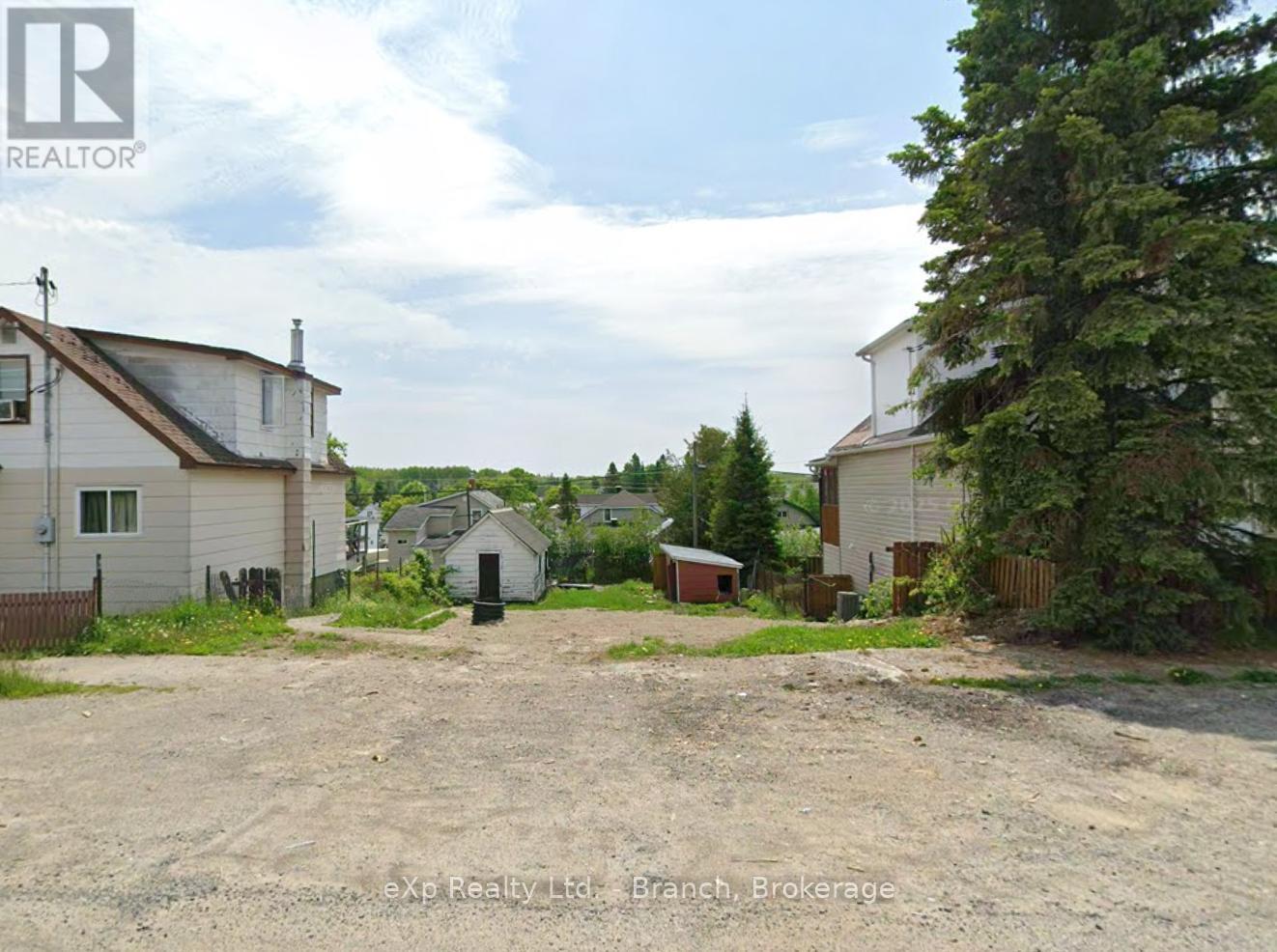 17 MCKELVIE AVENUE
