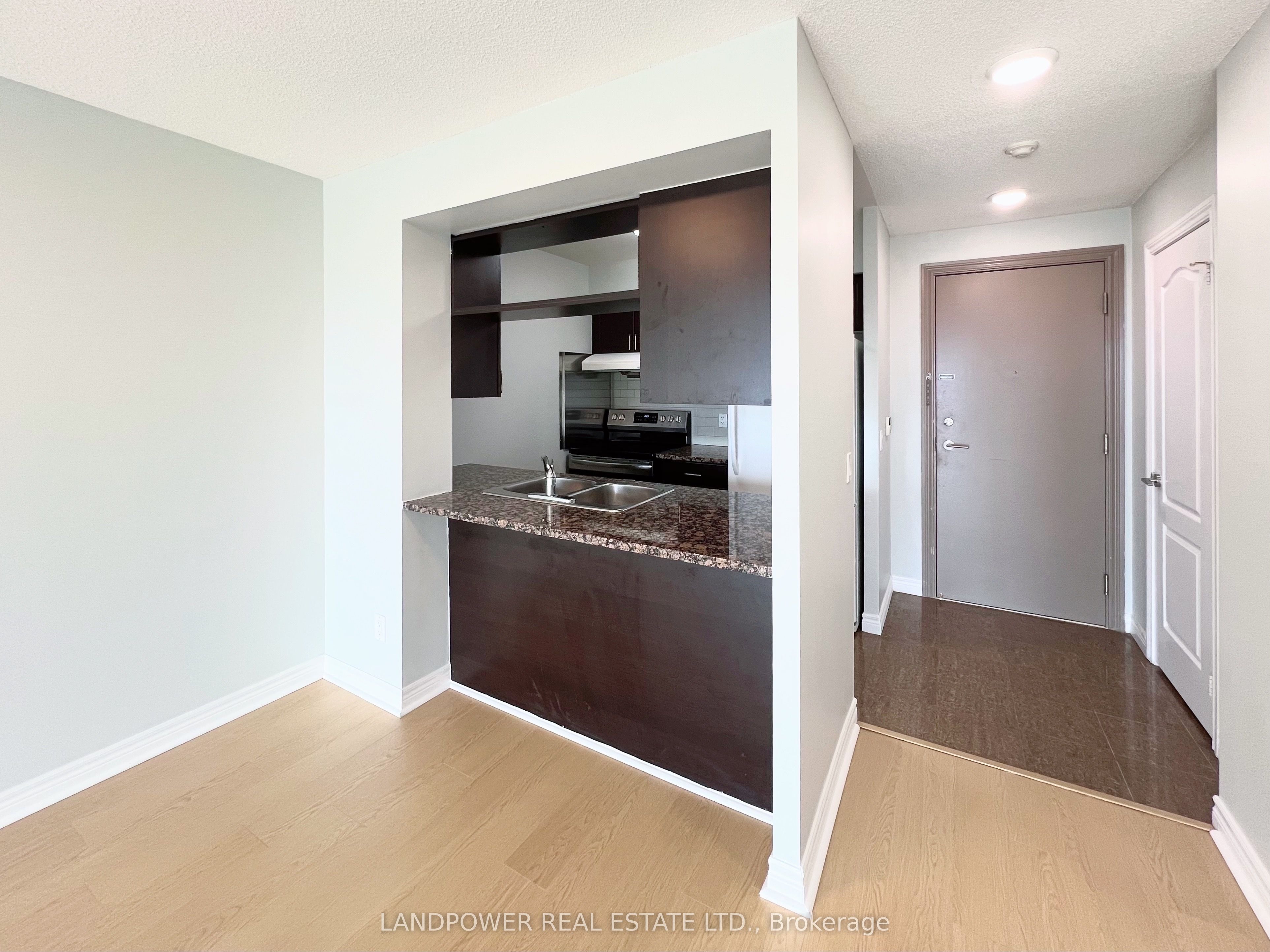 Additional image 3 of 1608-60 Town Centre Court, Toronto, ON, M1P 0B1