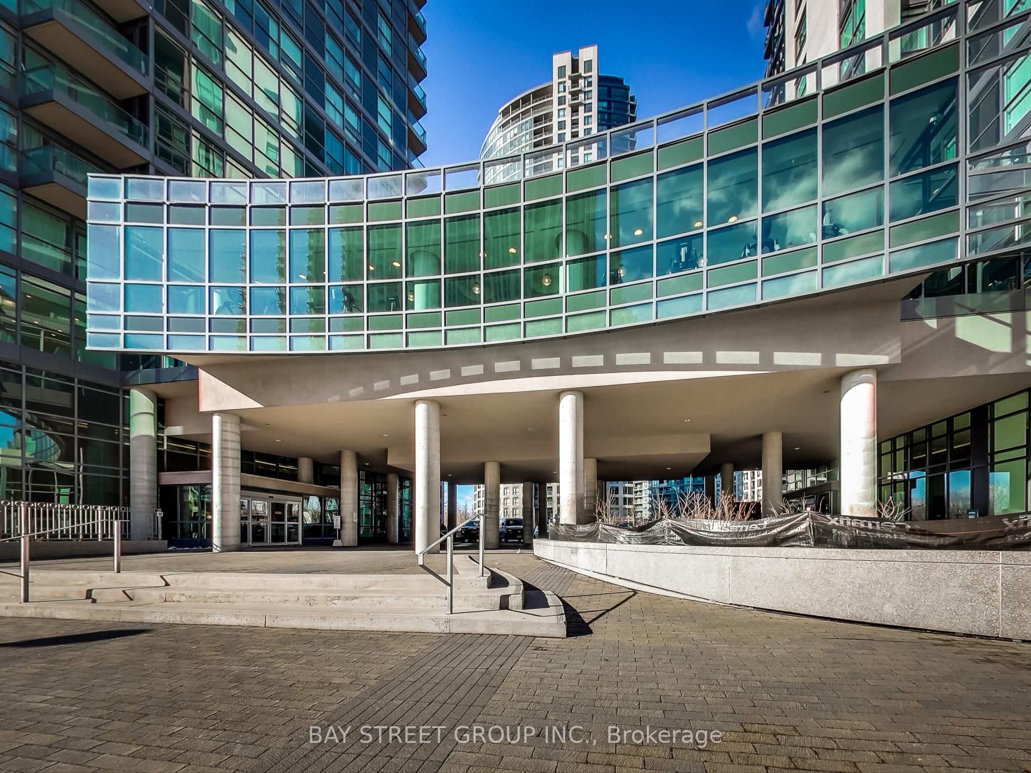 Additional image 2 of 1711-215 Fort York Boulevard, Toronto, ON, M5V 4A2