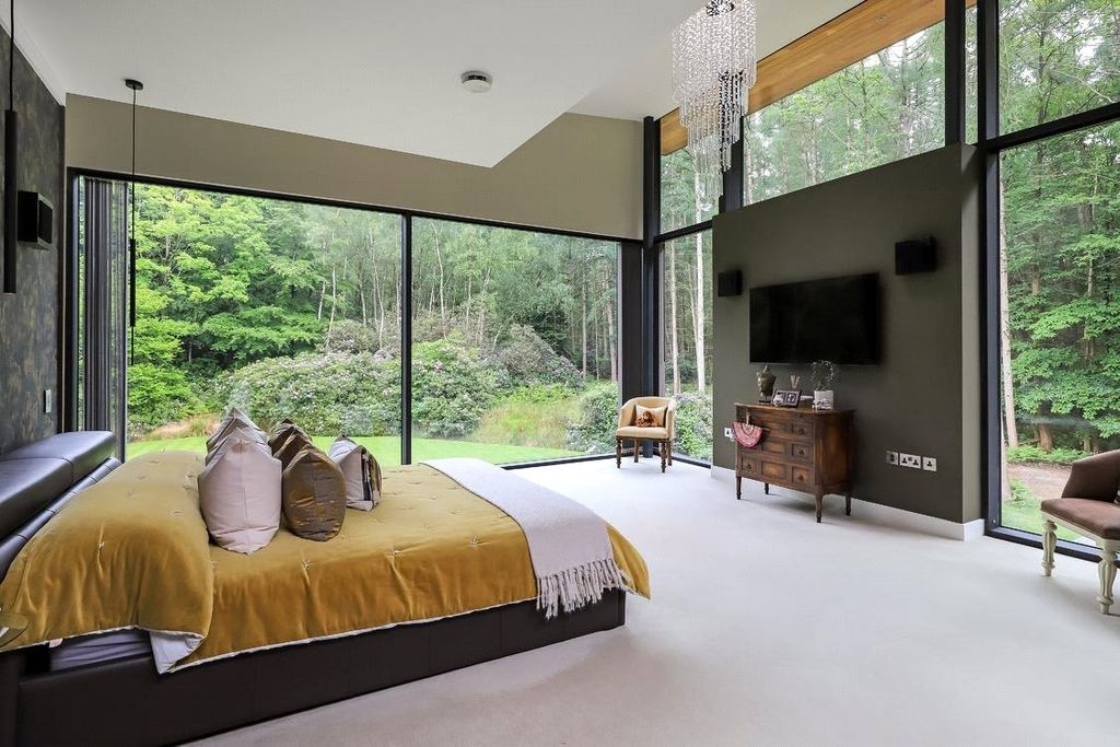 Additional image 13 of 9 bed detached house for saleGardeners Lane, East Wellow, Romsey, Hampshire SO51