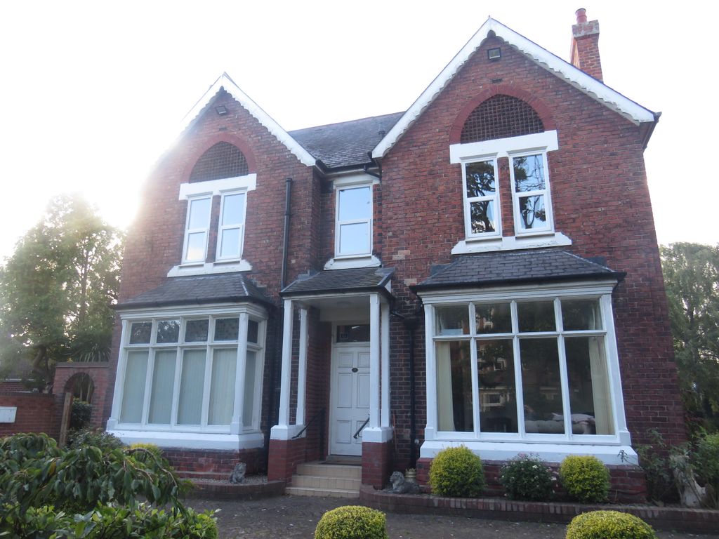 2 bed flat to rentThe Avenue, Stockton-On-Tees TS19
