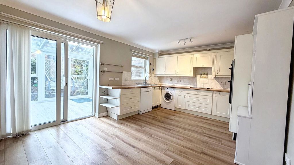 Additional image 5 of 3 bed town house to rentMains Place, Morpeth NE61