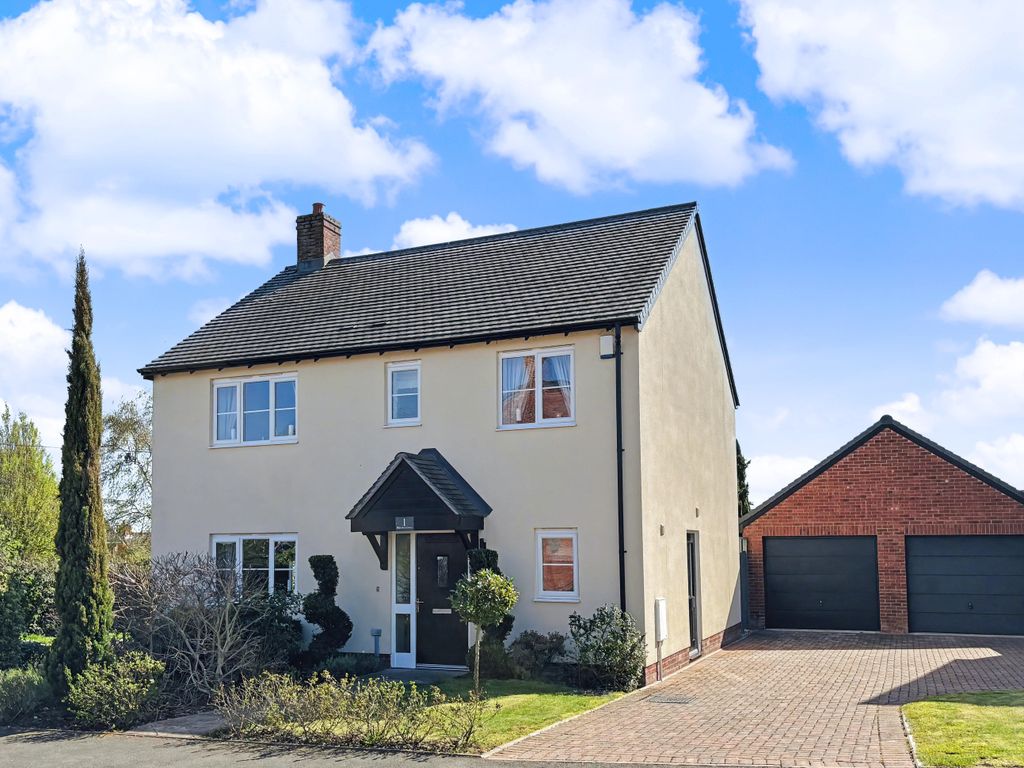 4 bed detached house to rentBlueshot Drive, Clifton-On-Teme, Worcester WR6