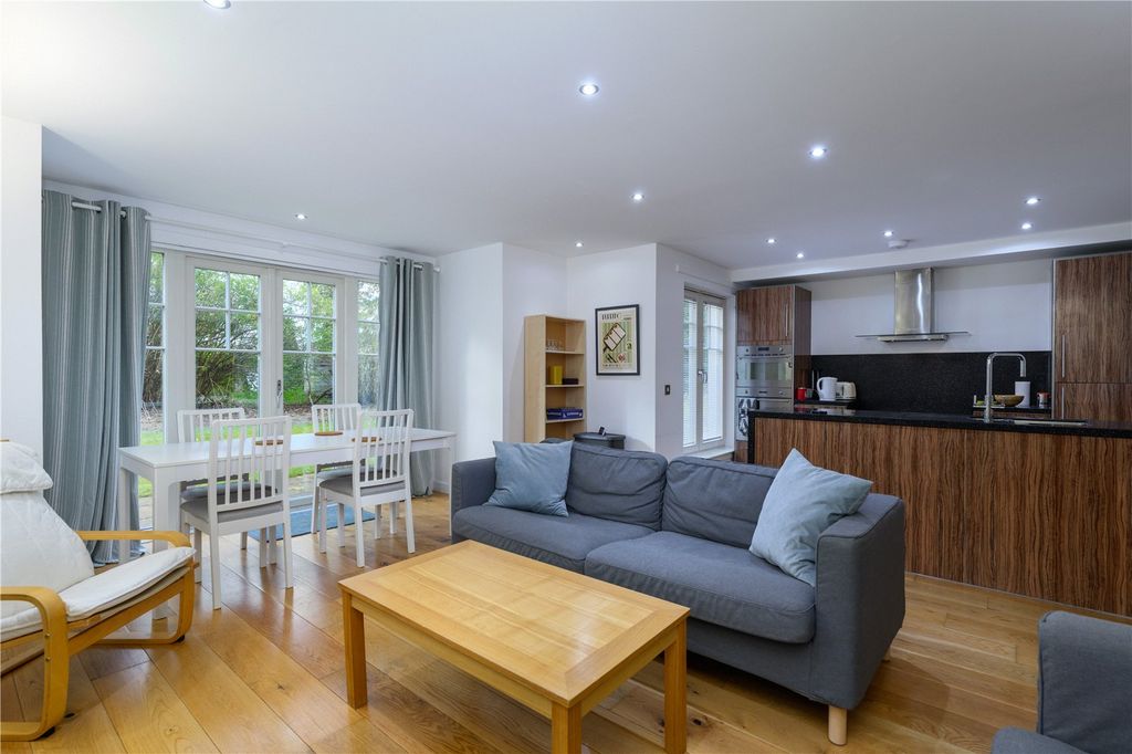 Additional image 2 of 3 bed flat for saleNew Park Place, St. Andrews, Fife KY16