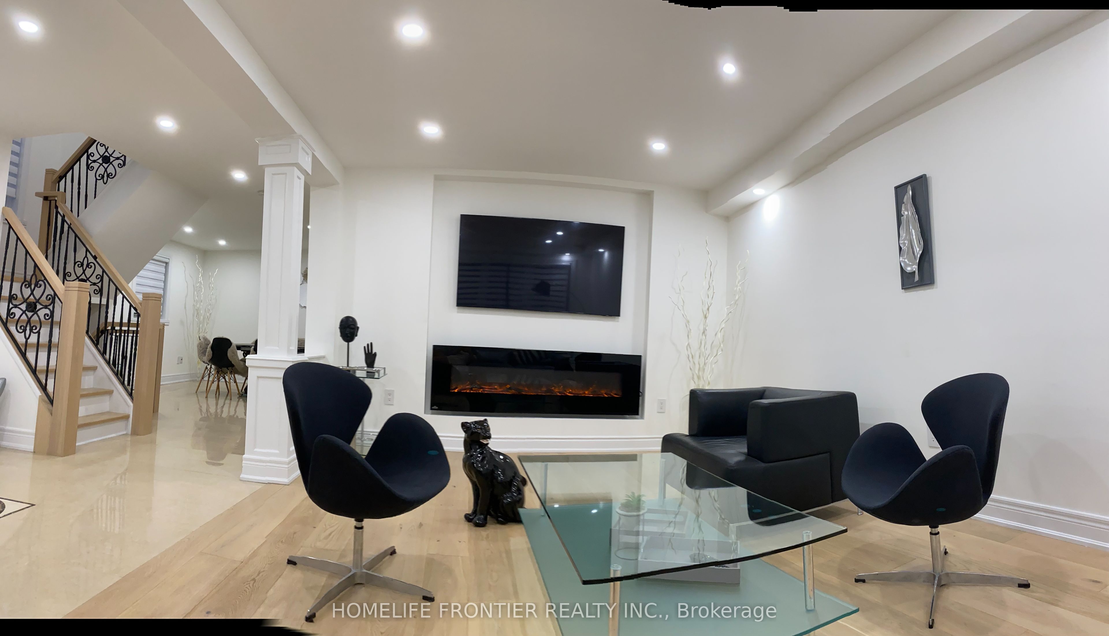 Additional image 5 of 17 Bertram Street W, Toronto, ON, M6M 3S3