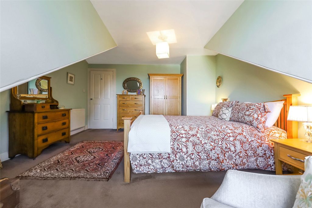 Additional image 14 of 4 bed flat for saleBentinck Street, Greenock, Inverclyde PA16