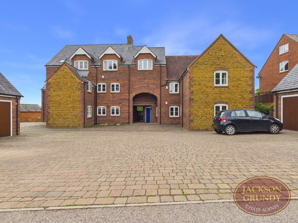 3 bed flat for saleChurch Lane, East Haddon NN6