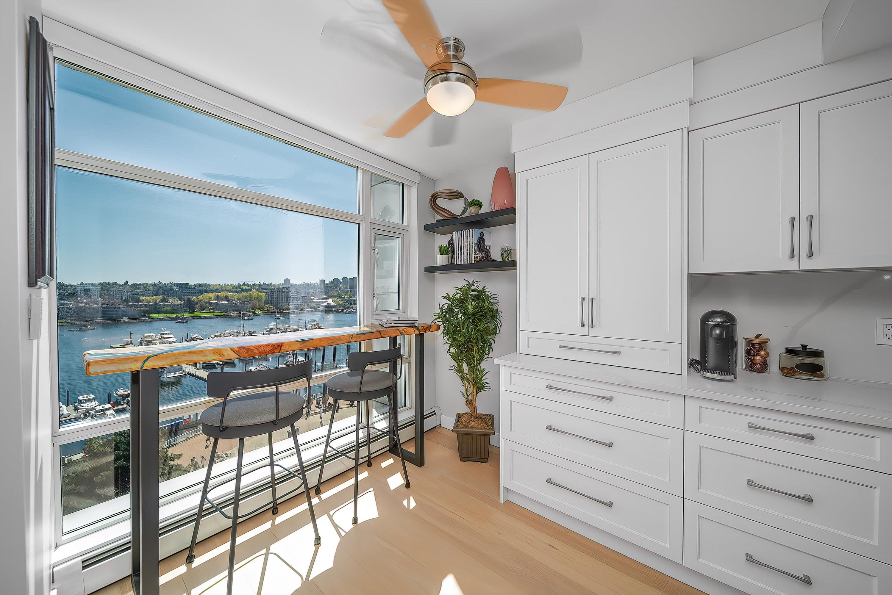 Additional image 4 of 902-1199 Marinaside Crescent, Vancouver, BC, V6Z 2Y2
