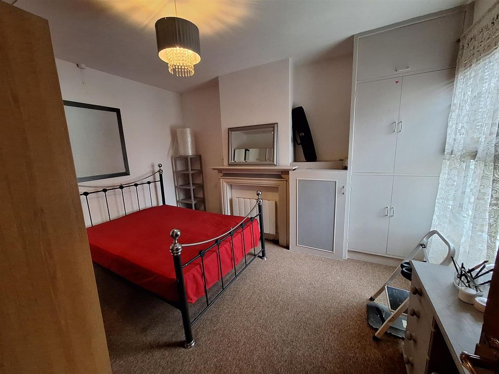Additional image 3 of 1 bed flat to rentLincoln Road, Peterborough PE1