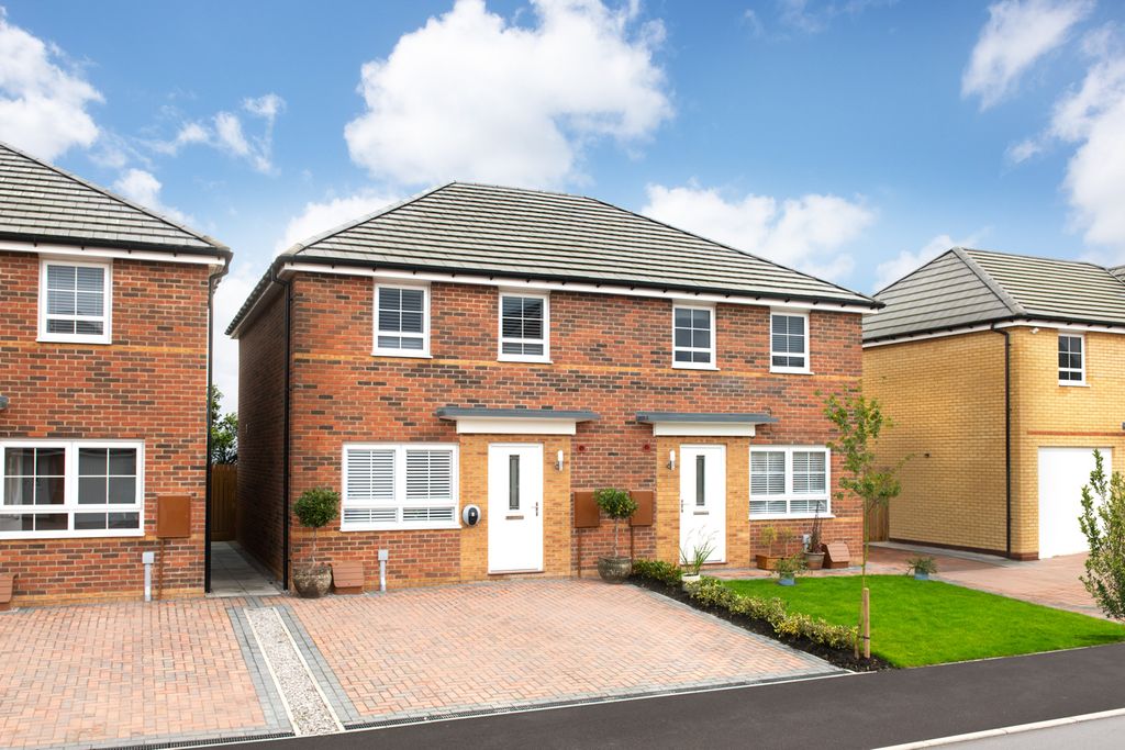 3 bed end terrace house for sale"Maidstone" at Bawtry Road, Harworth, Doncaster DN11
