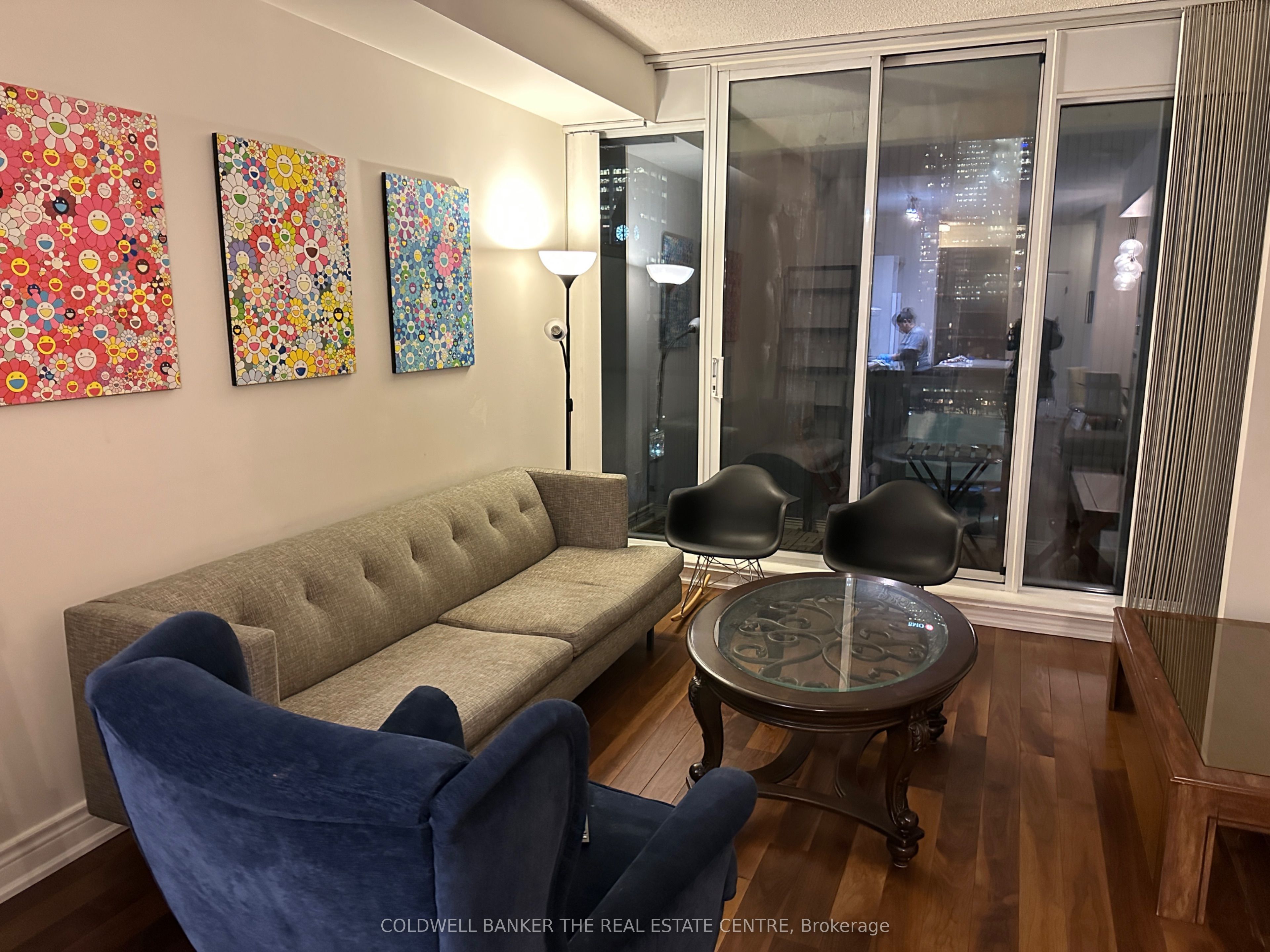 Additional image 3 of 1710-111 Elizabeth Street, Toronto, ON, M5G 1P7