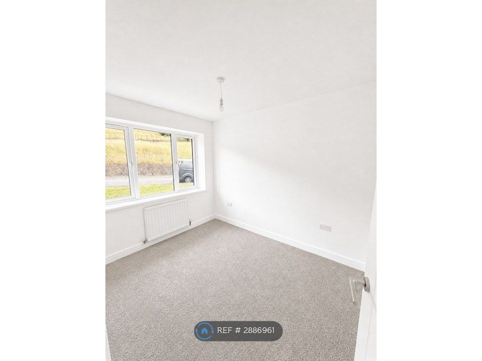 Additional image 6 of 4 bed semi-detached house to rentHill Crest View, Abertillery NP13