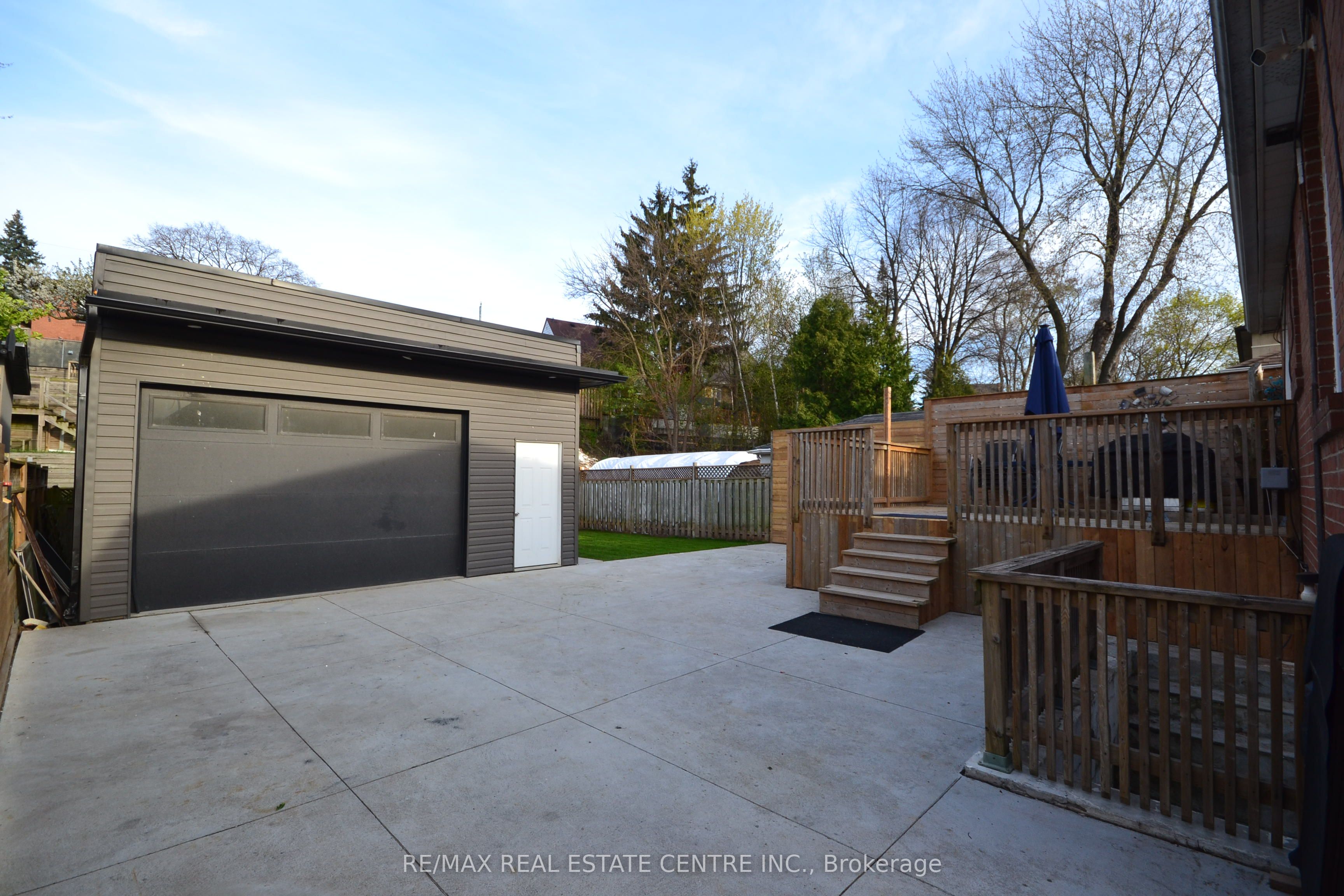 Additional image 4 of 75 Cynthia Road, Toronto, ON, M6N 2P8