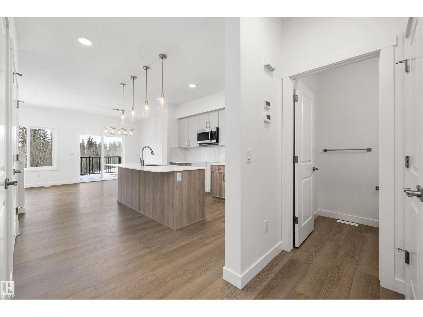 Additional image 4 of 1062 Cristall Crescent SW, Edmonton, AB, T6W5S6