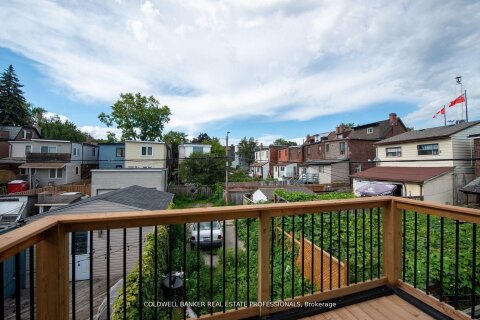 Additional image 2 of Upper-214 Simpson Avenue, Toronto, ON, M4K 1A6