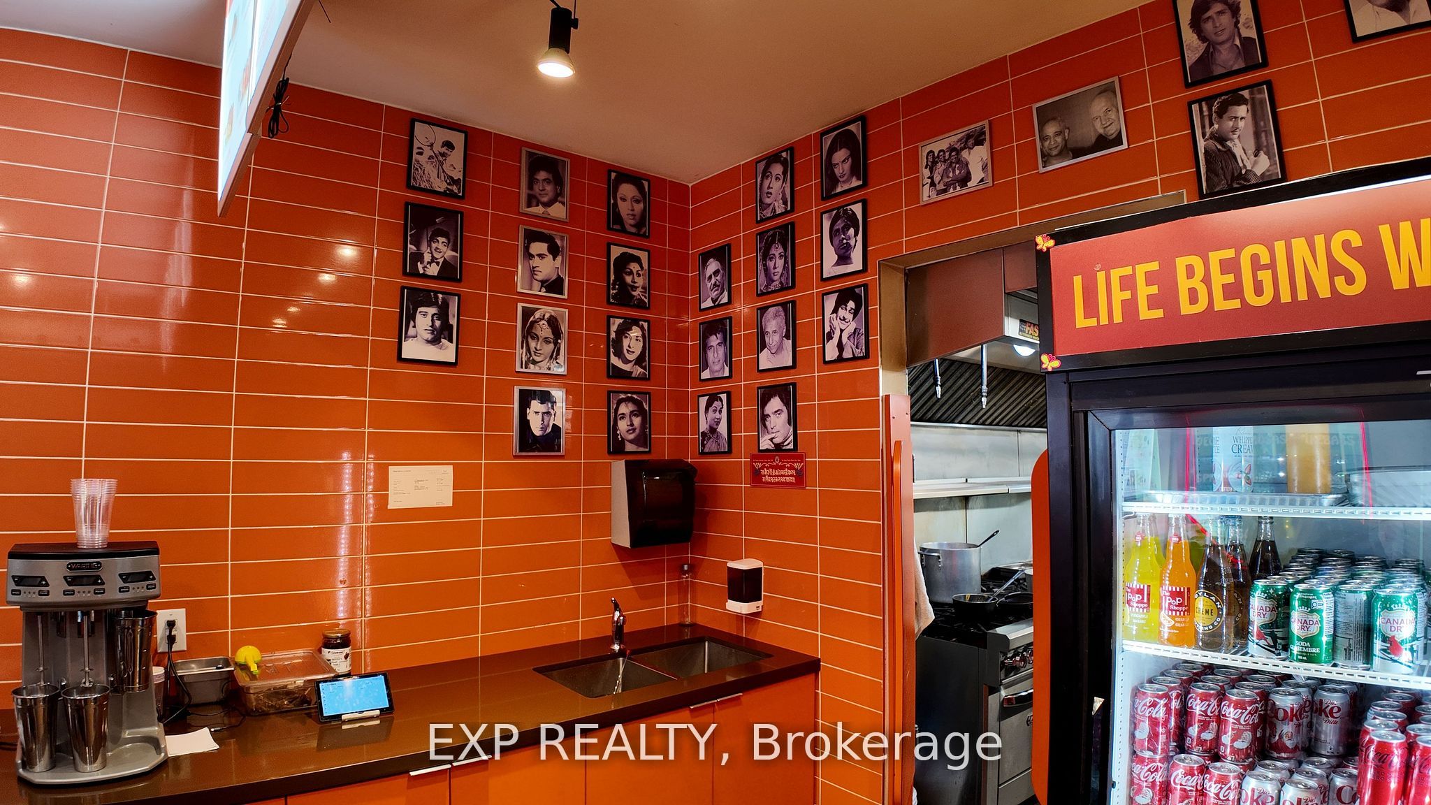 Additional image 4 of 59 Lakeshore Road E, Mississauga, ON, L5G 1C9