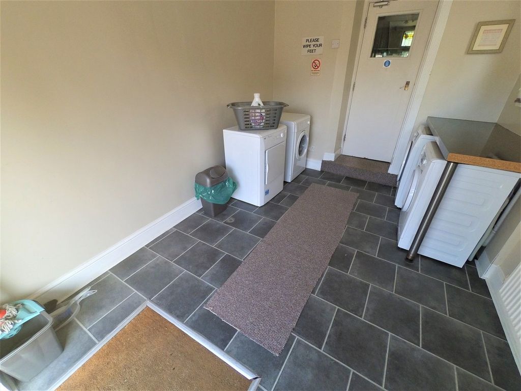 Additional image 12 of 17 bed property to rentRoyal Terrace, Barrack Road, Northampton NN1