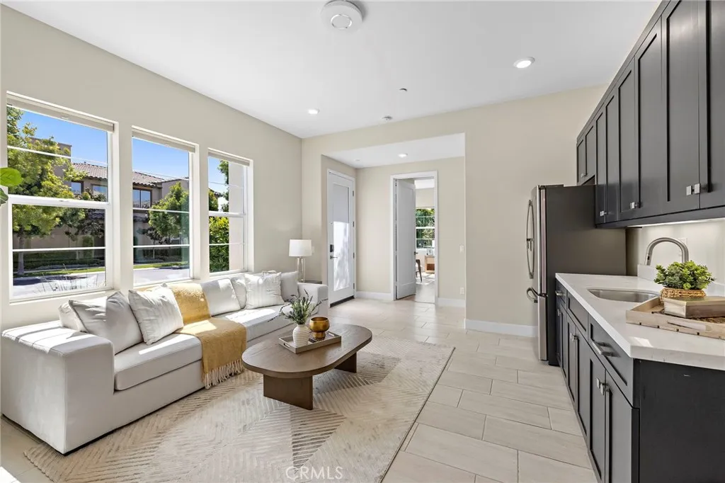 Additional image 102 of 77 Pelican Ln, Irvine, CA 92618
