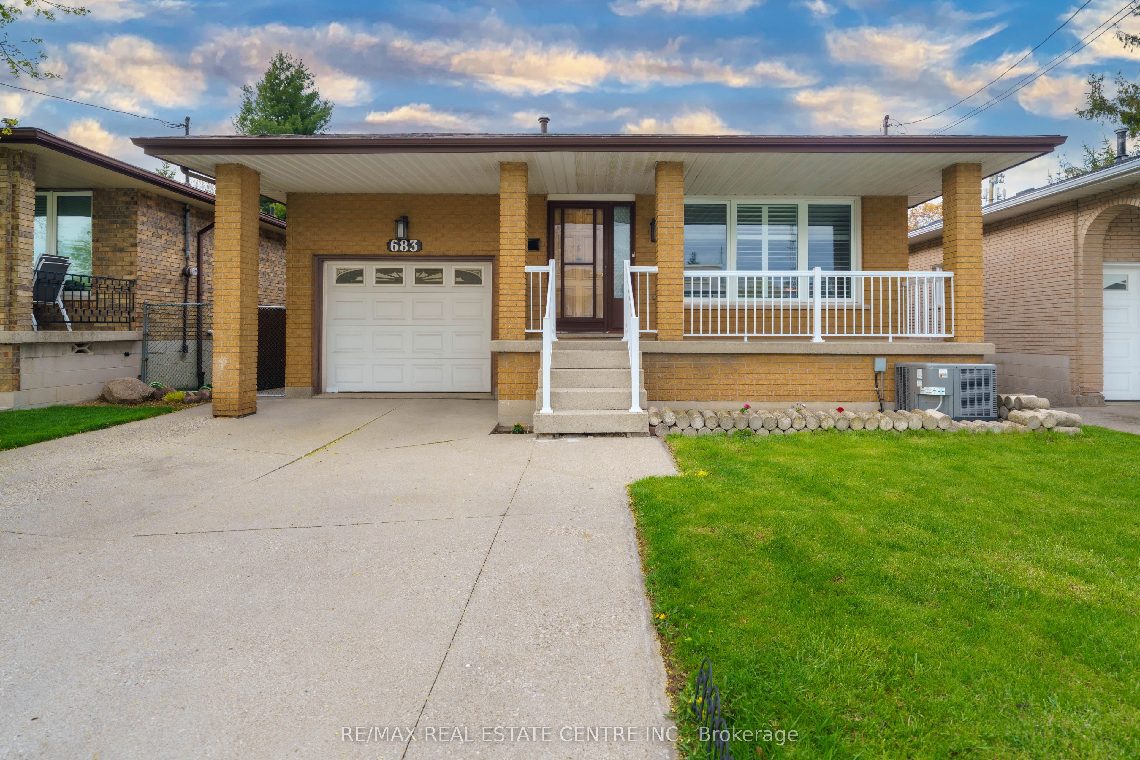 Additional image 2 of 683 Seventh Avenue S, Hamilton, ON, L8V 1Z1