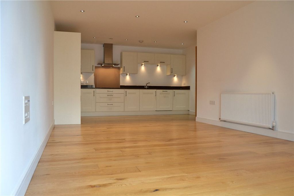 Additional image 3 of 1 bed flat to rentKingman Way, Newbury RG14