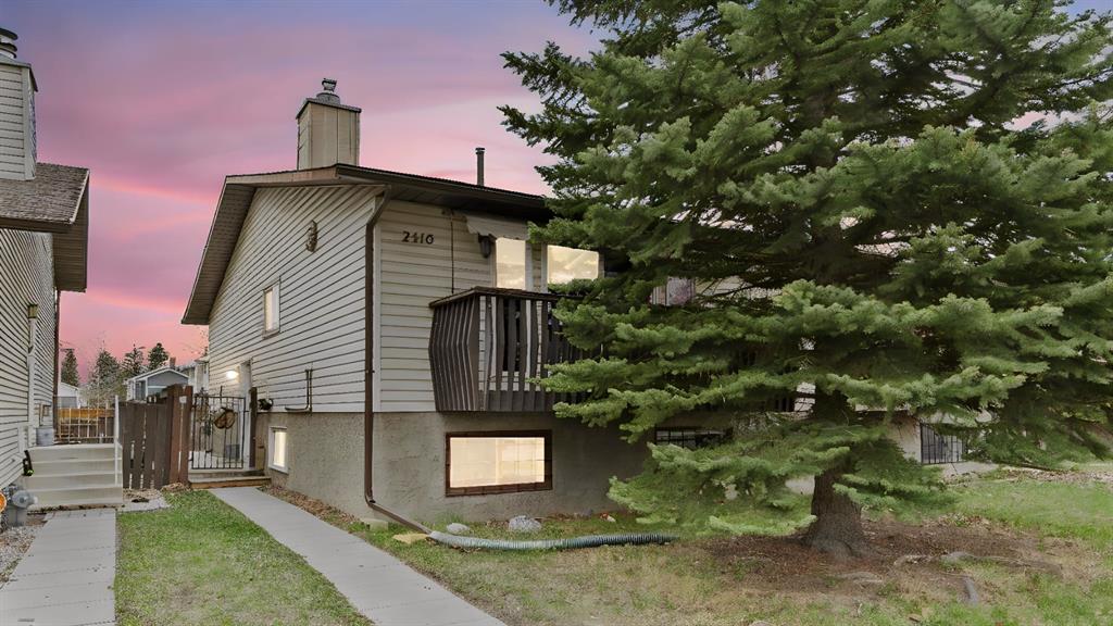 Additional image 3 of 2416 Woodview Drive SW, Calgary, AB, T2W 4X7