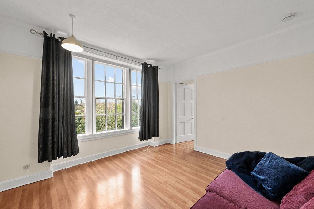 Additional image 3 of 2 bed flat for saleHenderson Street, Bridge Of Allan FK9