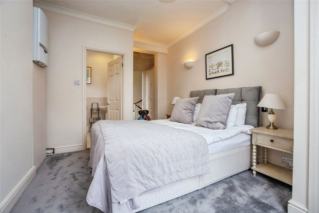 Additional image 25 of 3 bed flat to rentBerkeley Street, Cheltenham, Gloucestershire GL52