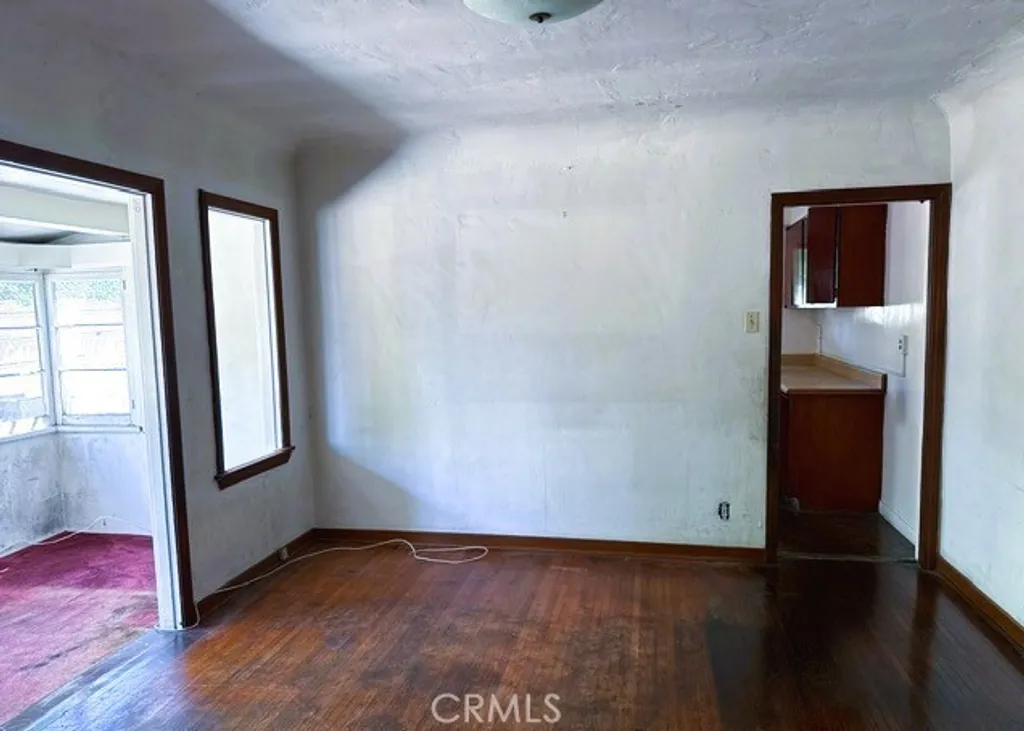 Additional image 6 of 9432 S Hobart Boulevard, Los Angeles, CA 90047