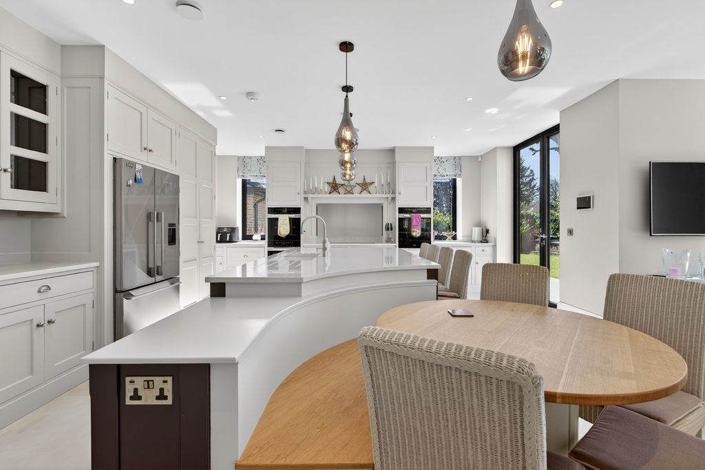 Additional image 5 of 5 bed detached house for saleDorney Reach Road Dorney Reach Maidenhead, Berkshire SL6