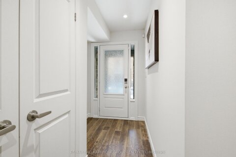 Additional image 8 of 104 Gordon Circle, Newmarket, ON, L3Y 0C9