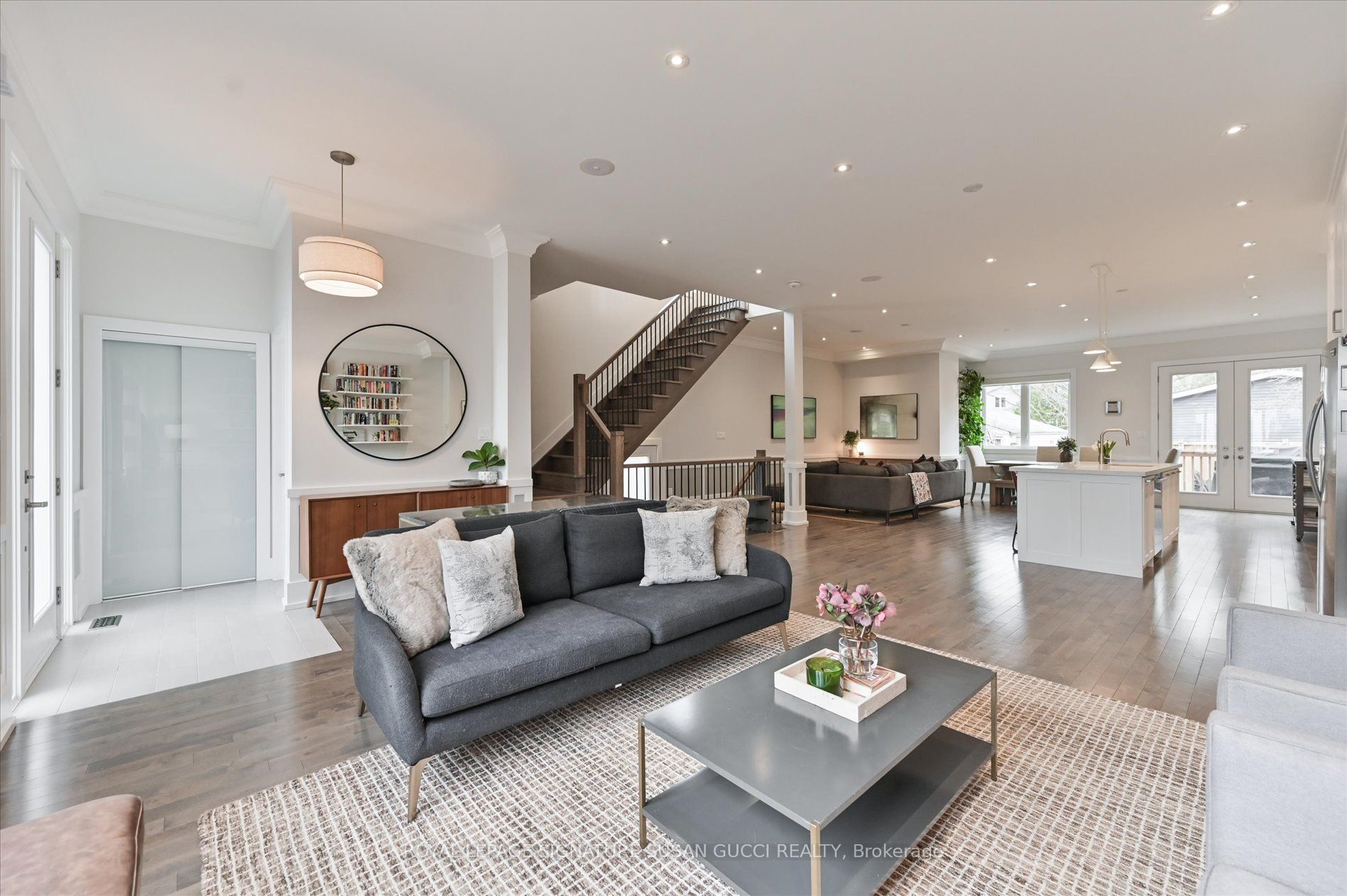 Additional image 6 of 20 Warvet Crescent, Toronto, ON, M4B 1P3