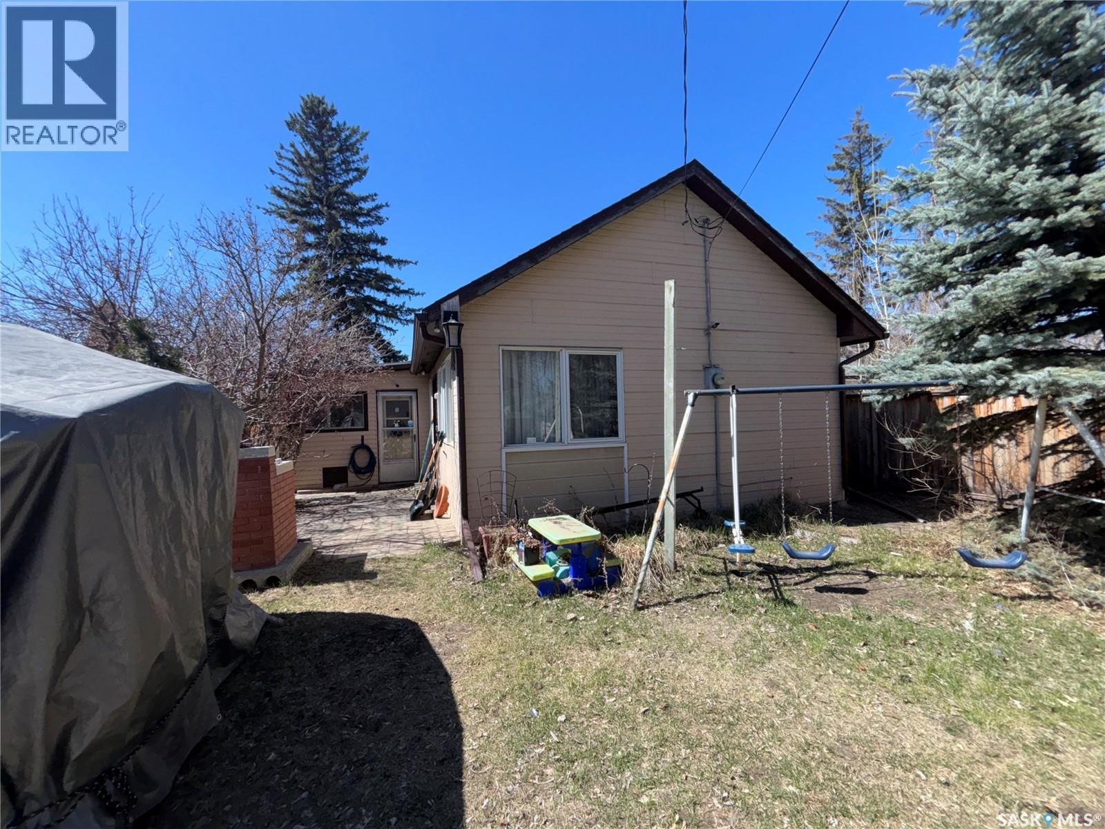 Additional image 4 of 906 Weldon Avenue, Saskatoon, SK, S7M2V6