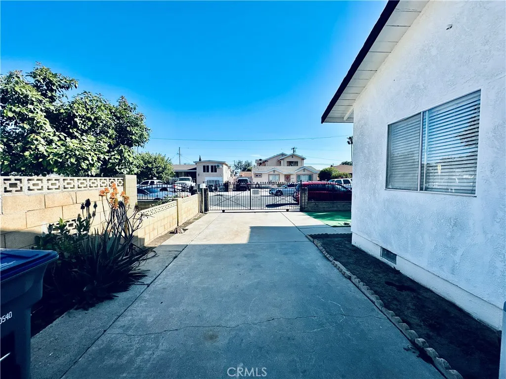 Additional image 15 of 12447 224th St, Hawaiian Gardens, CA 90716