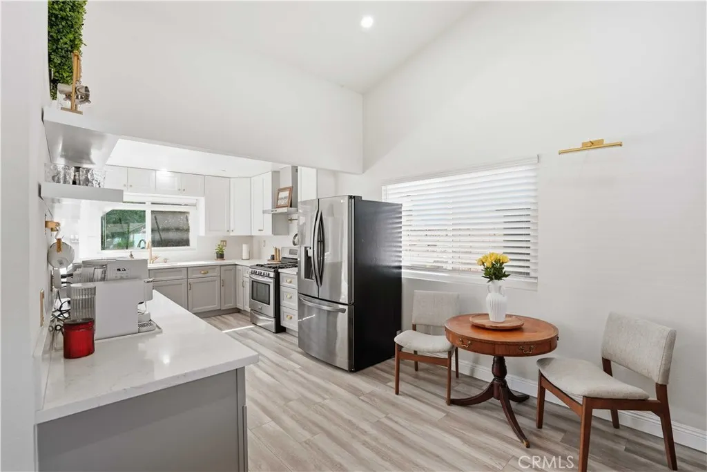 Additional image 5 of 27621 Cherry Creek Drive, Valencia, CA 91354