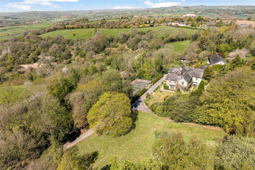 Additional image 21 of 6 bed detached house for saleHolmeside Grange, Hazelwood, Derbyshire DE56