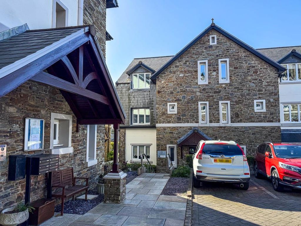 2 bed flat for saleSt. Ninians Court, St. Ninians Road, Douglas IM2