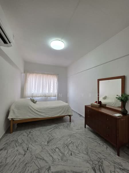 668 Chander Road photo 4