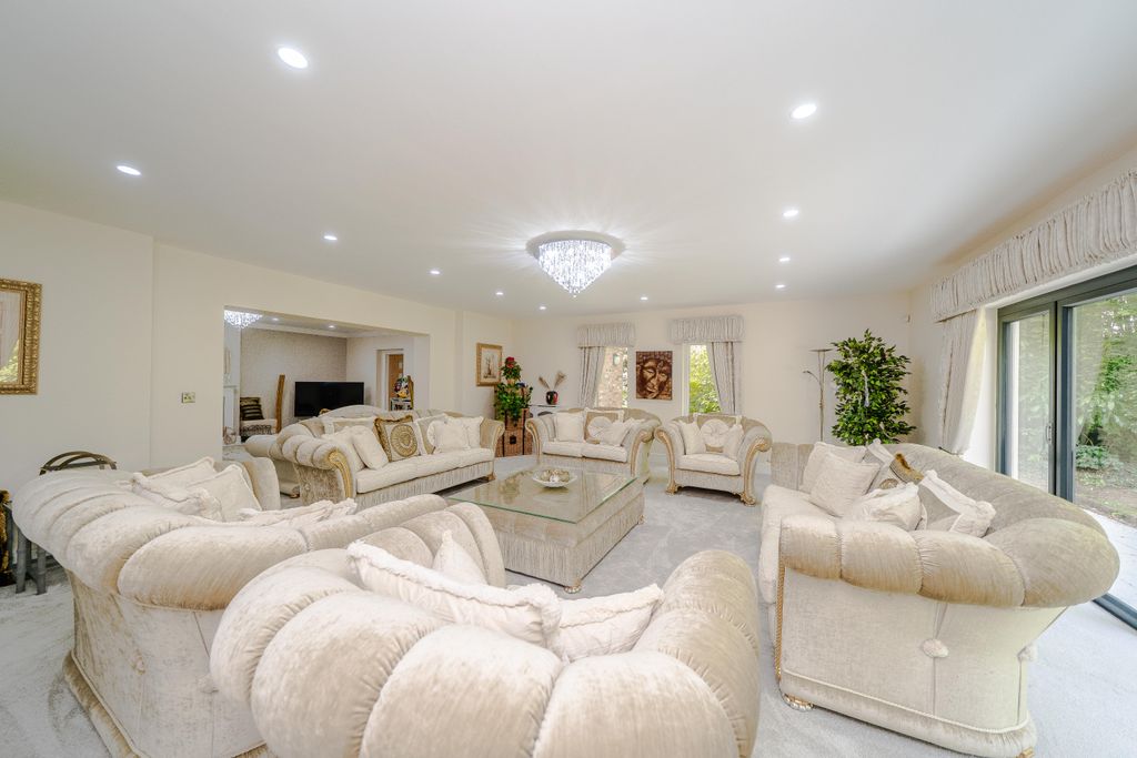 Additional image 14 of 6 bed detached house for saleBarlows Road, Edgbaston B15