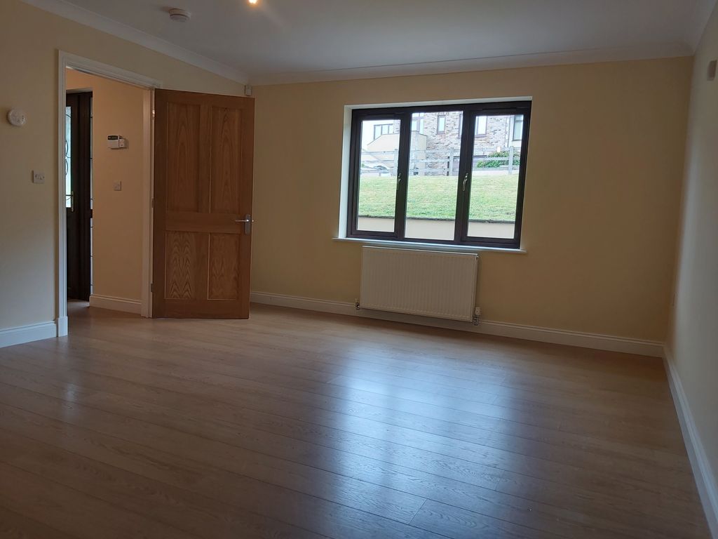 Additional image 4 of 4 bed detached house to rentForest Road, Lampeter SA48