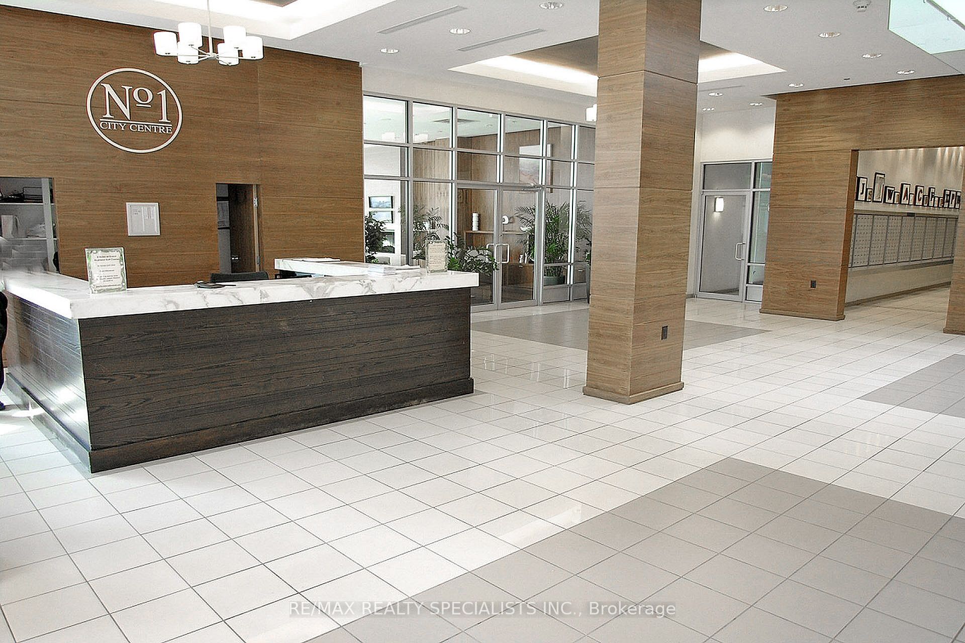 Additional image 3 of 1810-1 Elm Drive W, Mississauga, ON, L5B 4M1